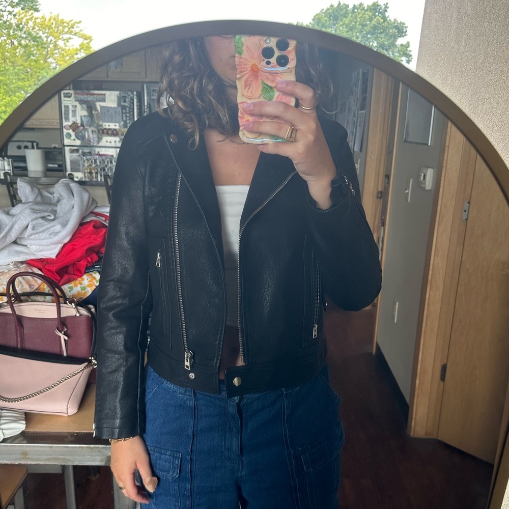 Size 6 Top Shop Leather jacket